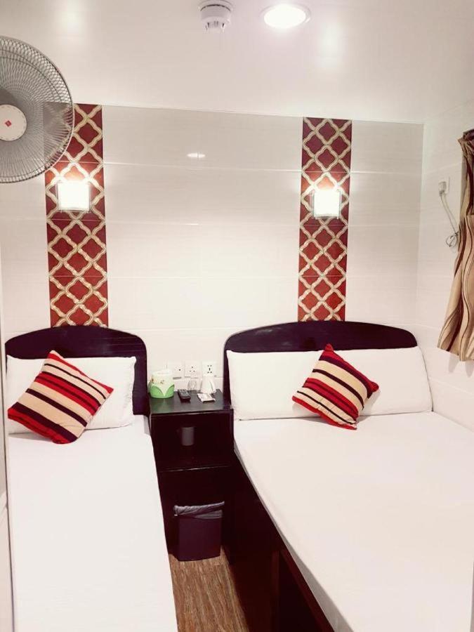 New Fortunate Guest House Гонконг Екстер'єр фото