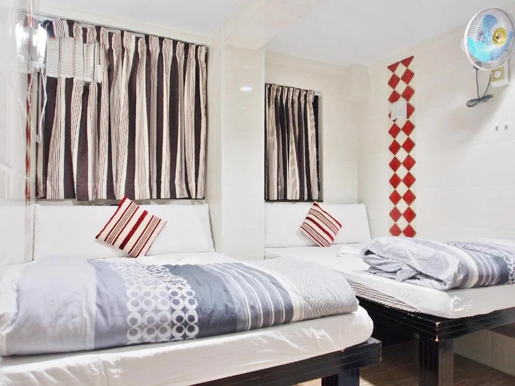 New Fortunate Guest House Гонконг Екстер'єр фото