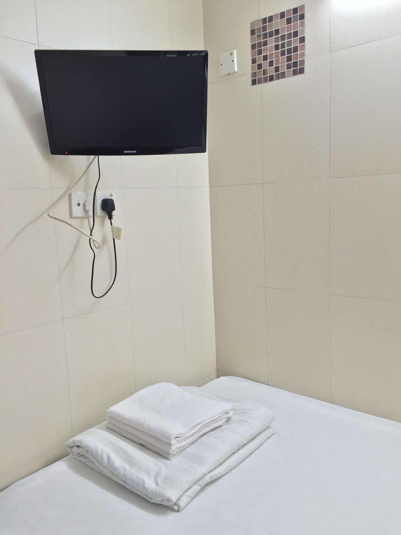 New Fortunate Guest House Гонконг Екстер'єр фото