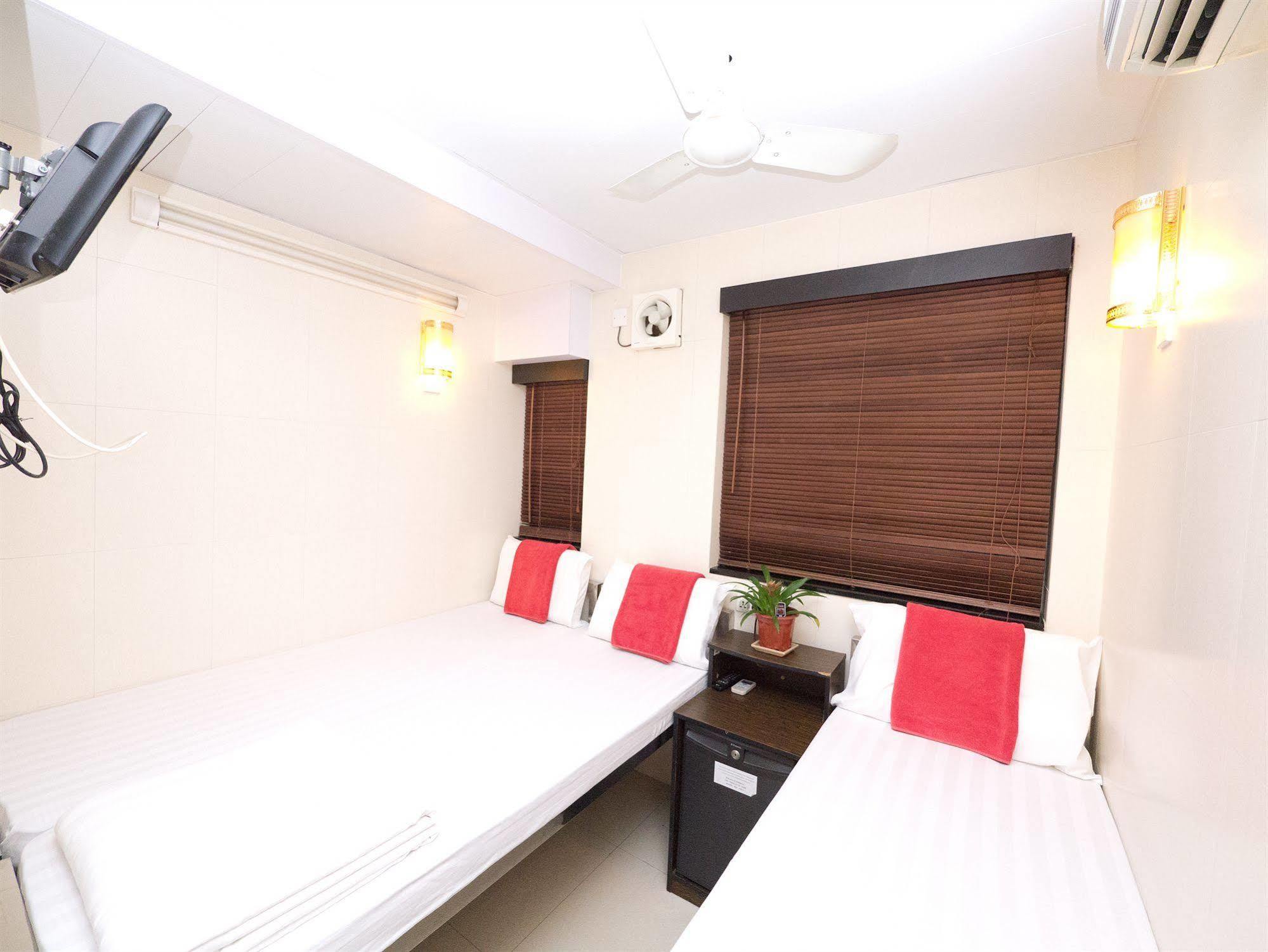 New Fortunate Guest House Гонконг Екстер'єр фото