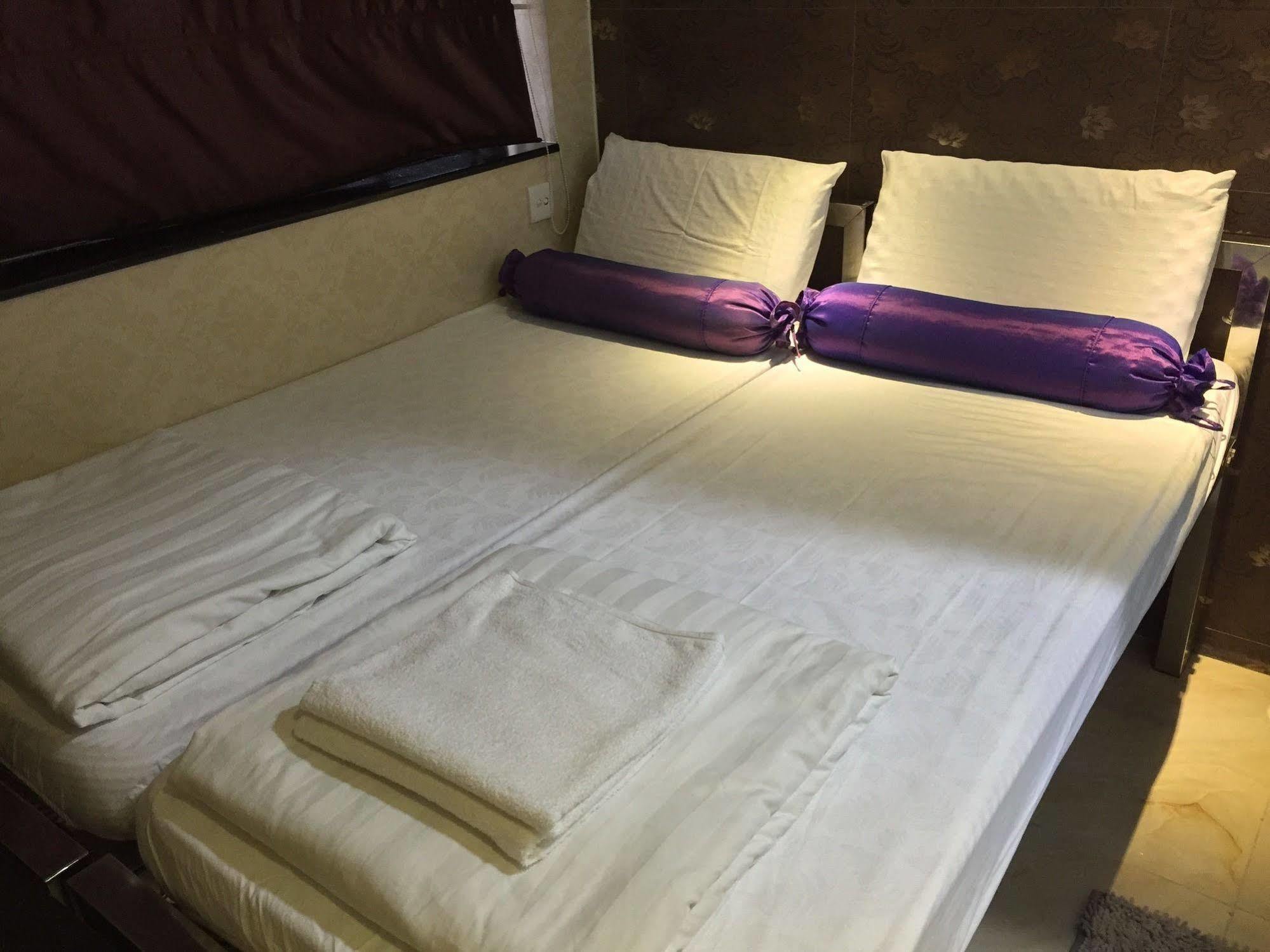 New Fortunate Guest House Гонконг Екстер'єр фото